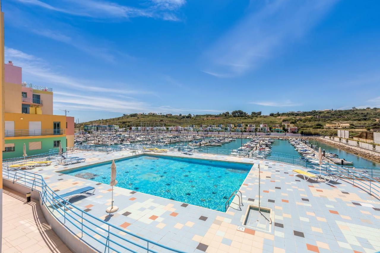 Marina View Apartment Albufeira Exteriör bild