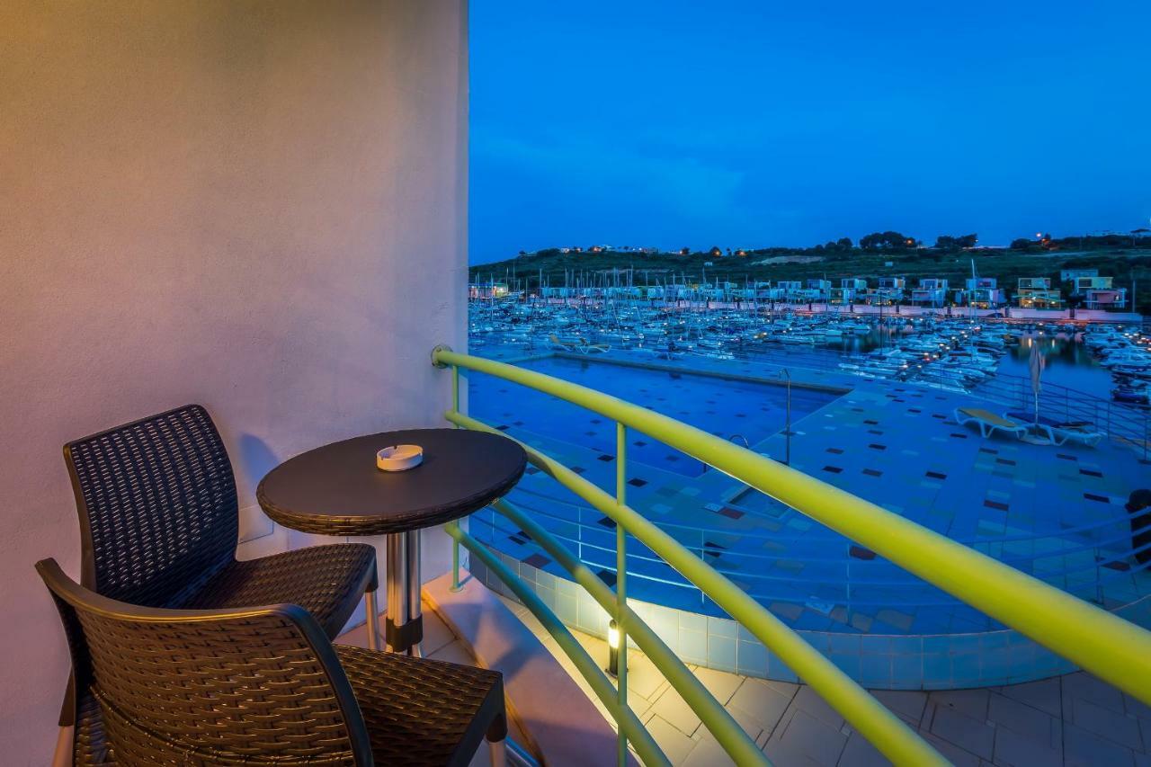 Marina View Apartment Albufeira Exteriör bild